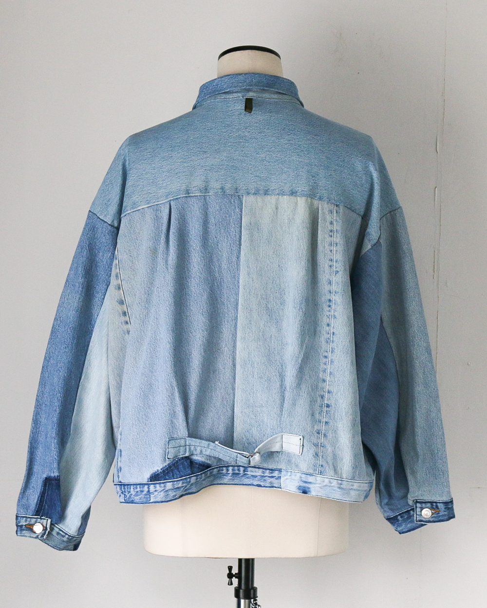 SUNNY SIDE UP REMAKE DENIM 1ST T-BACK WIDE JACKET C