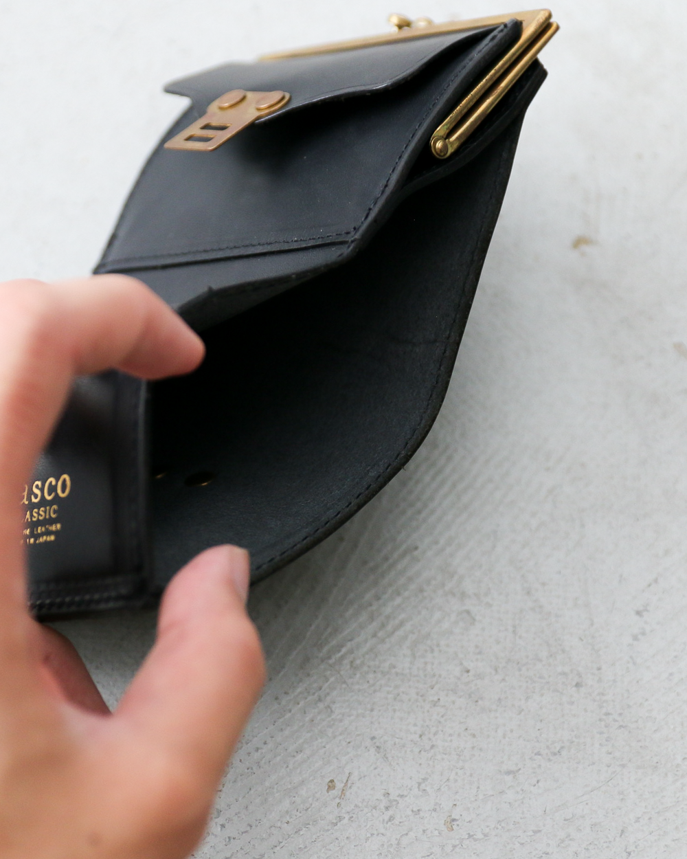 VASCO VSC-713 LEATHER VOYAGE PURSE WALLET NERO(Black)