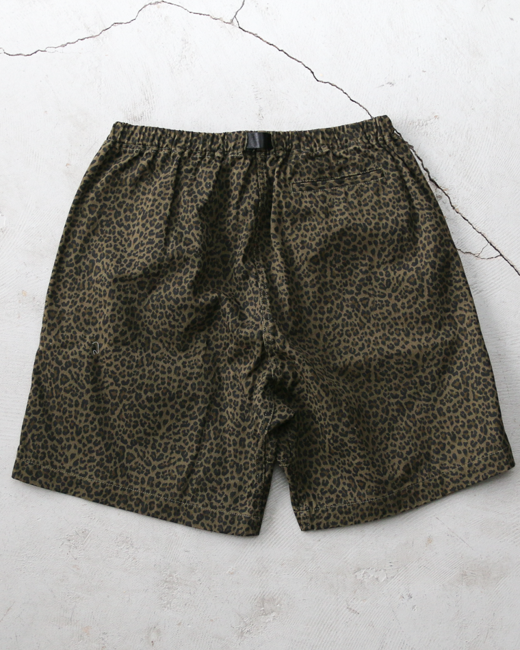 THRIFTY LOOK PRINTED 90S PRINTED 90S CLIMBING SHORTS Green Leopard