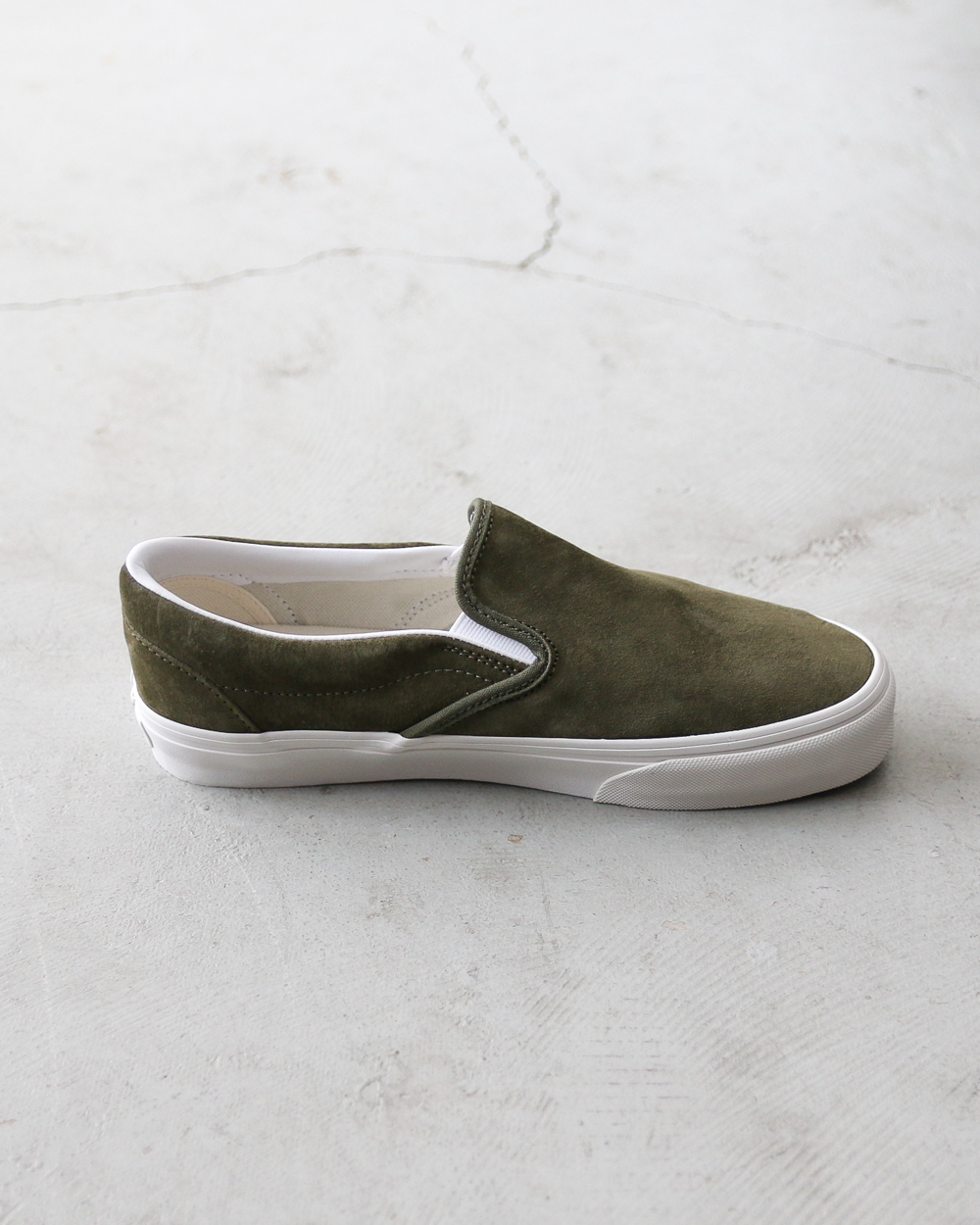 VANS バンズ Classic Slip-On VN00117AFR1 PIG SUEDE Mossy Olive
