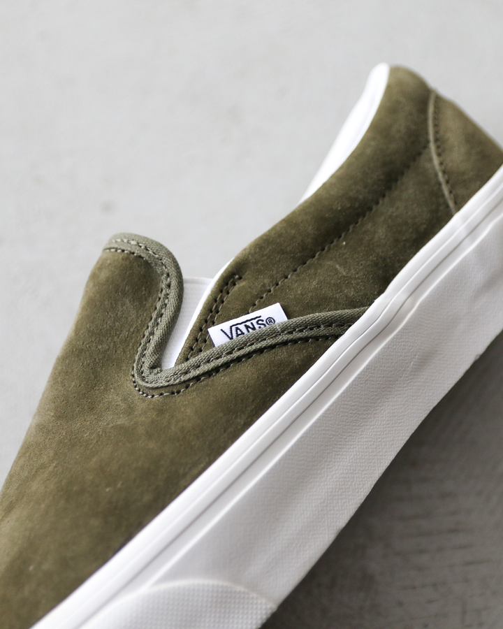 VANS バンズ Classic Slip-On VN00117AFR1 PIG SUEDE Mossy Olive