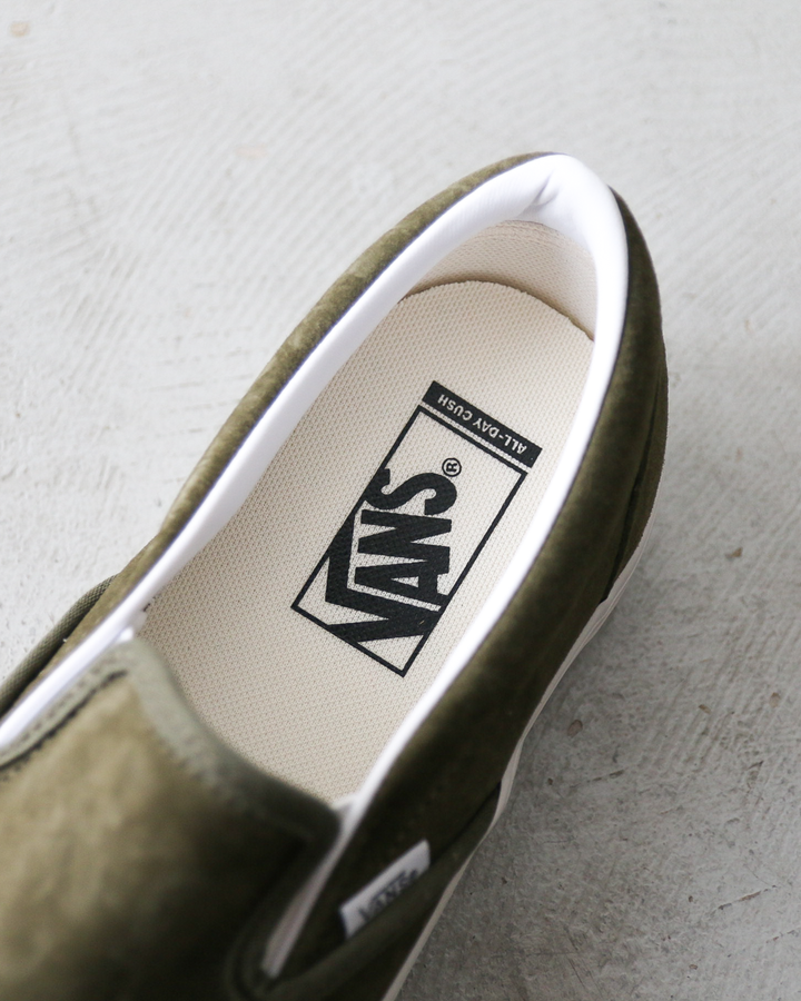 VANS バンズ Classic Slip-On VN00117AFR1 PIG SUEDE Mossy Olive