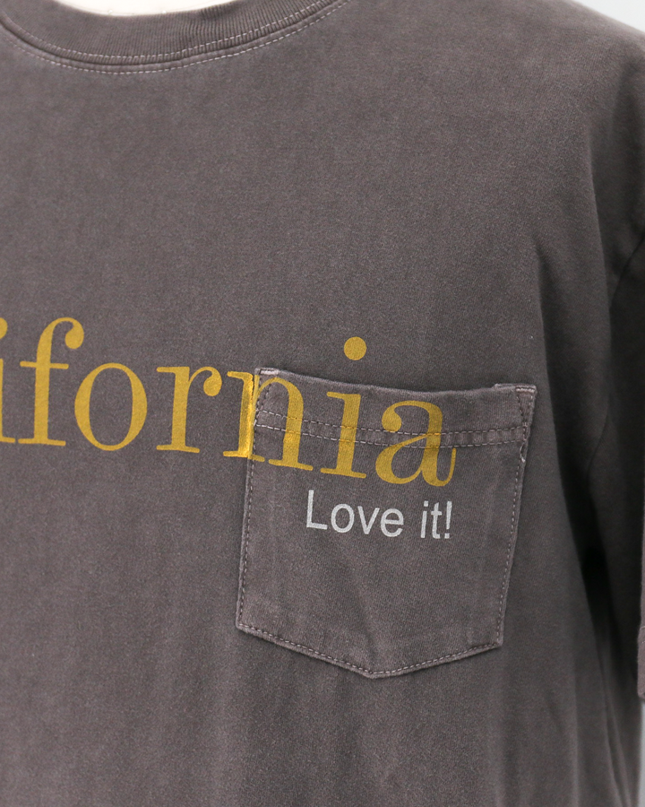 melple Pasadena Pocket Tee (Thank you always California) Brown