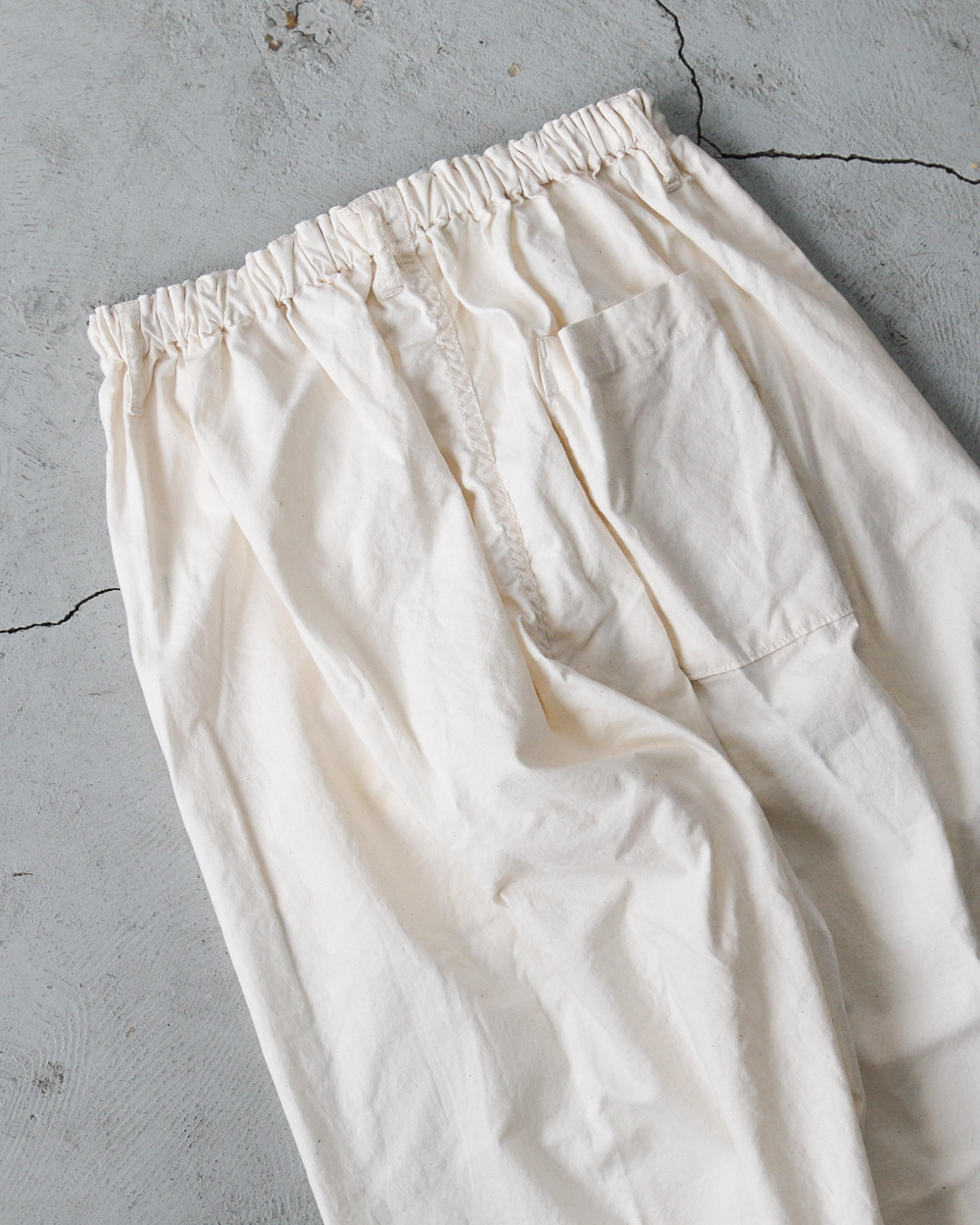 NECESSARY or UNNECESSARY NOUN PIN TUCK EASY PANTS Natural