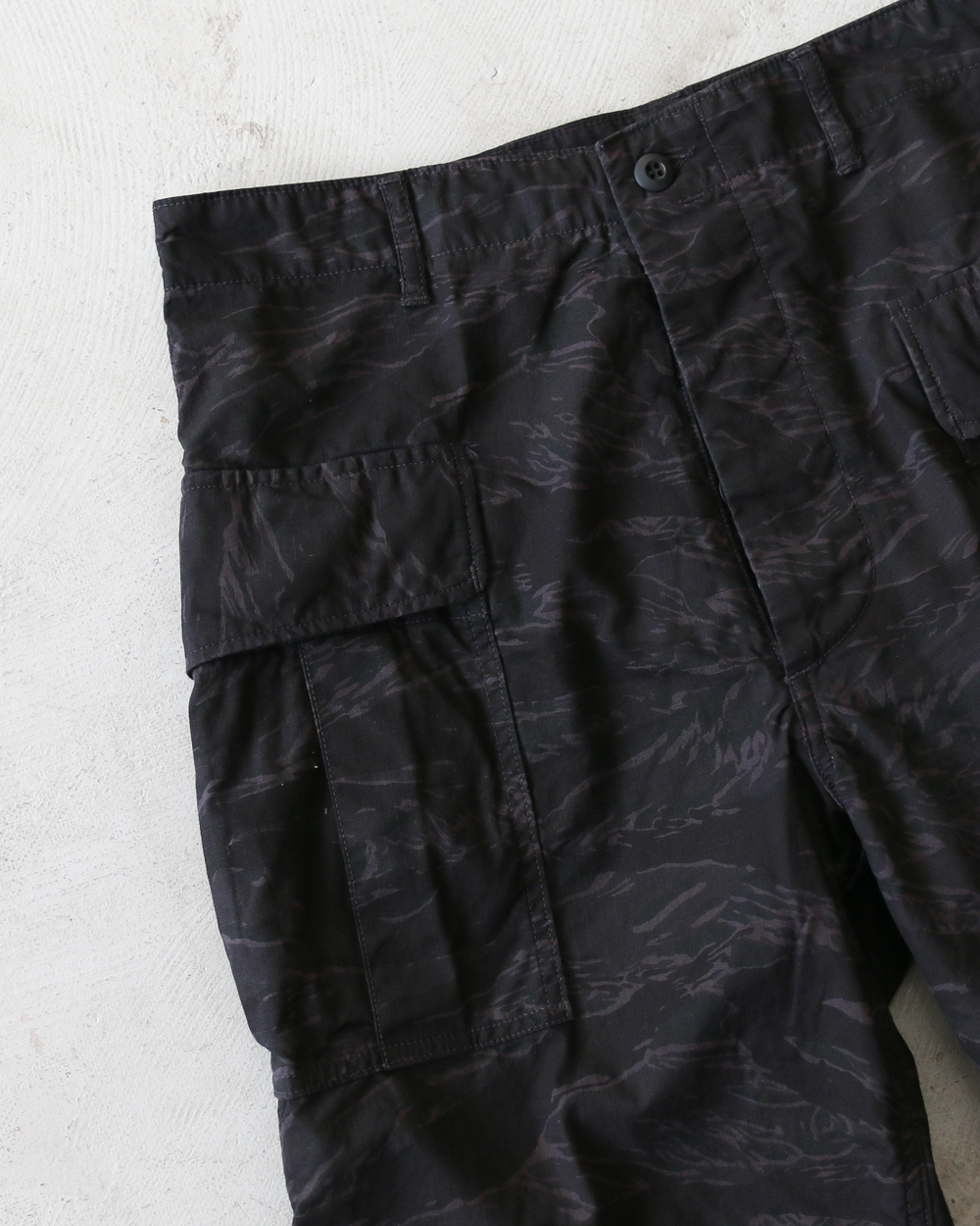 COLIMBO ZB-0222 コリンボ San Diego Harbor Pants "Black Tiger"