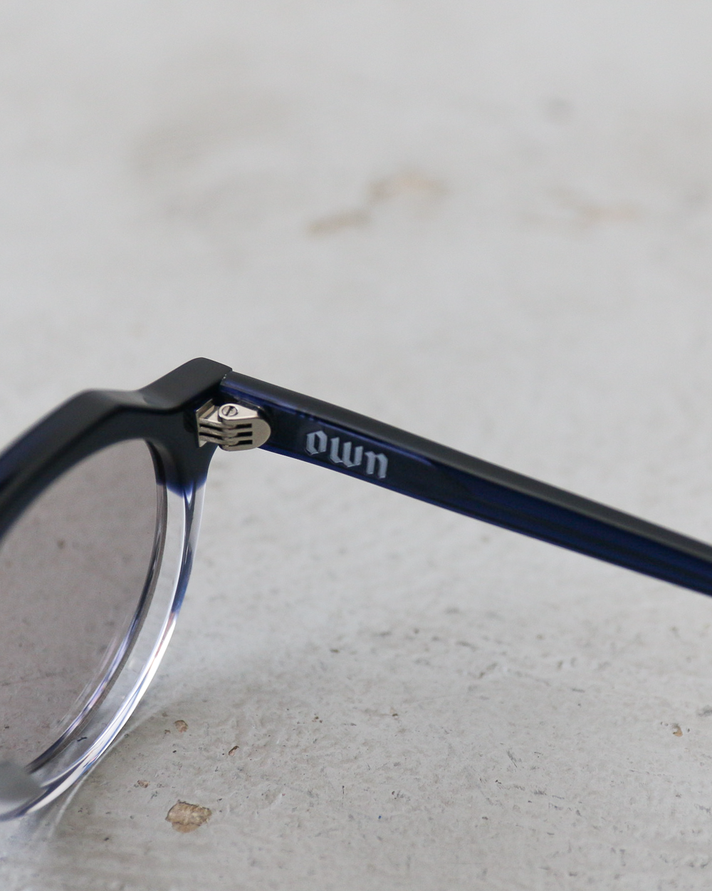 OWN EYEWEAR オウンアイウェア 