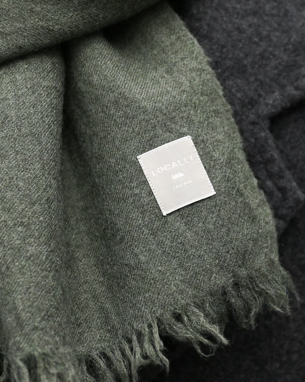 LOCALLY ローカリー 02452 light  short  muffler Moss  green