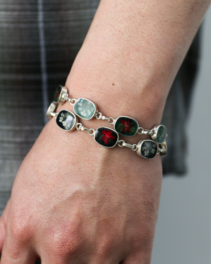 GUSTAVO FLOWER CHAIN BRACELET
