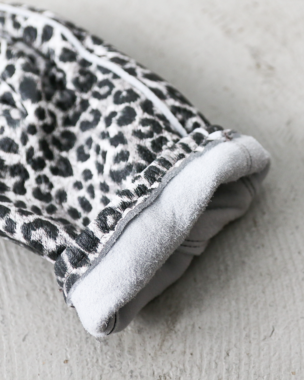 LAMP GLOVES ランプグローブ Shorty Glove White Leopard