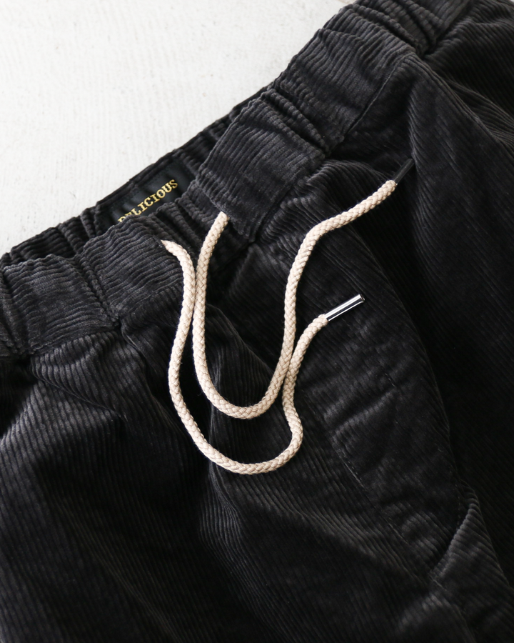 DELICIOUS デリシャス Corduroy Easy Pants - BLK