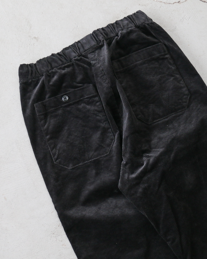 DELICIOUS デリシャス Corduroy Easy Pants - BLK