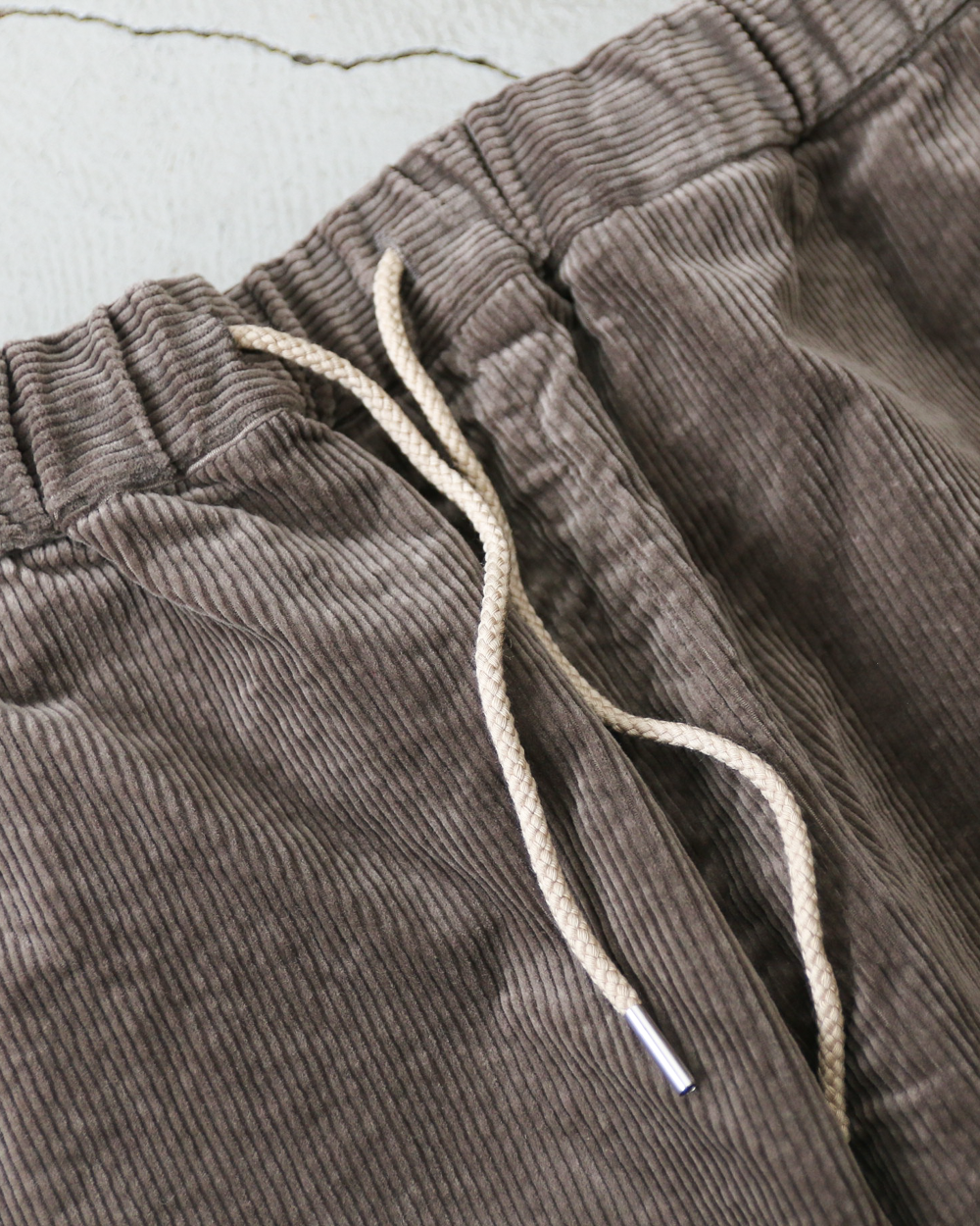 DELICIOUS デリシャス Corduroy Easy Pants - GRY
