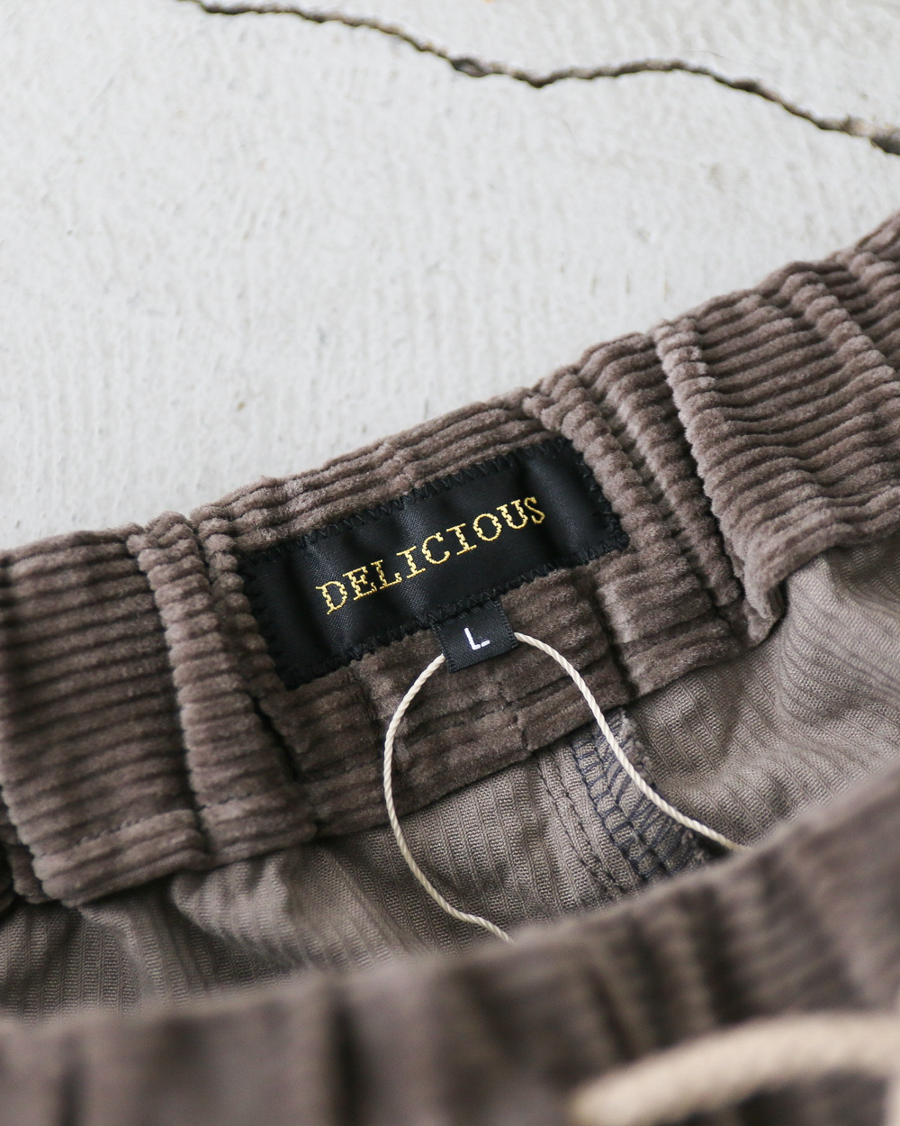 DELICIOUS デリシャス Corduroy Easy Pants - GRY
