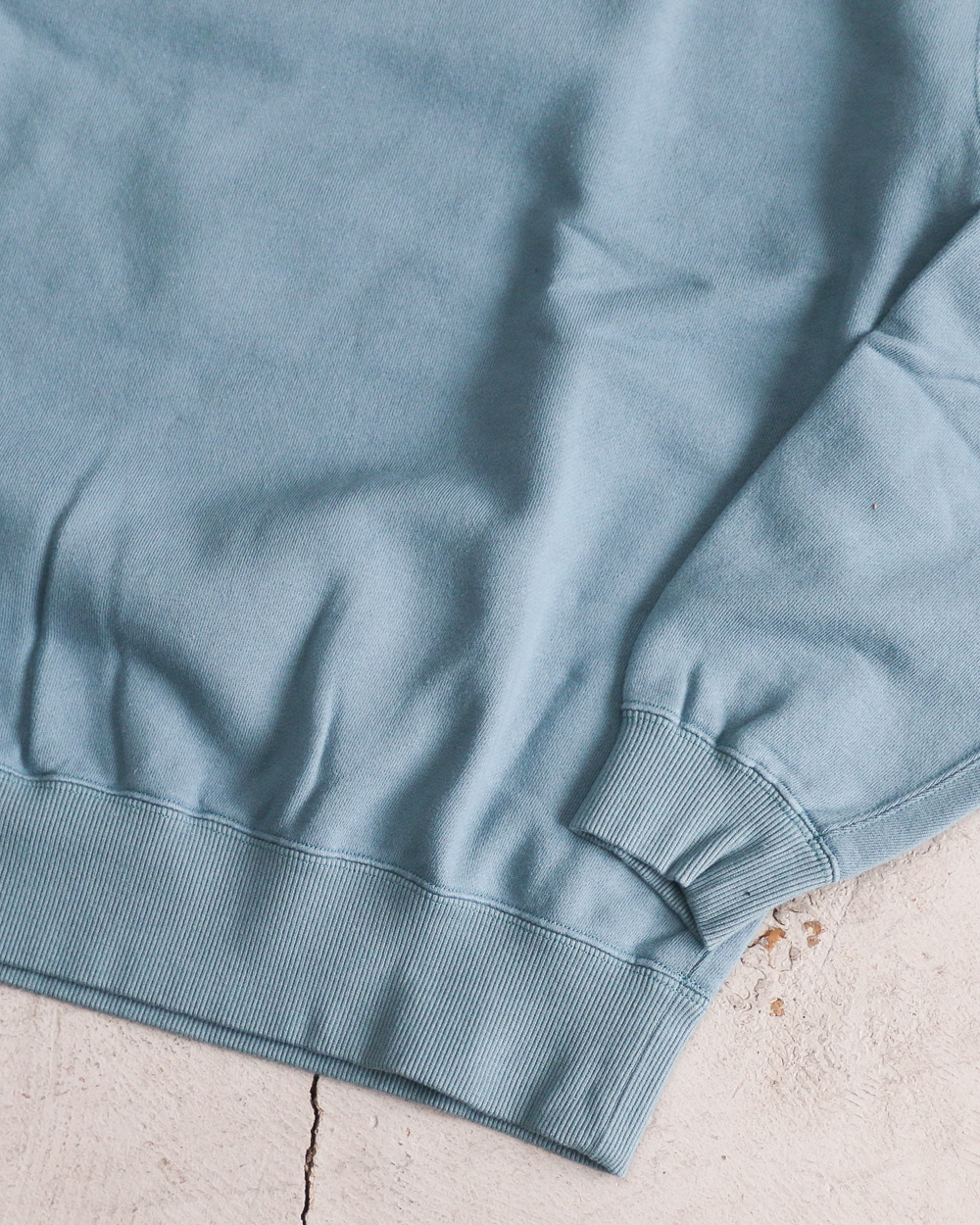 DELICIOUS デリシャス Urban Crew Sweat - BLU