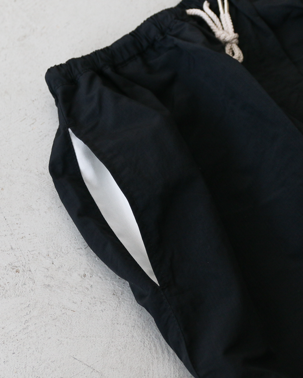 DELICIOUS デリシャス Urban Big Easy Pants Black