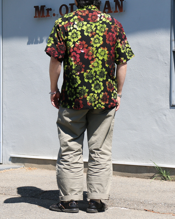 JAWANDI S/S Open Collar shirt Batik Flower