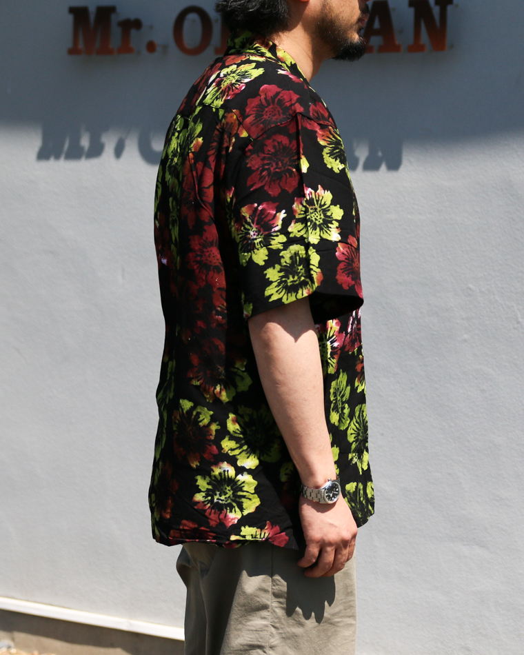 JAWANDI S/S Open Collar shirt Batik Flower