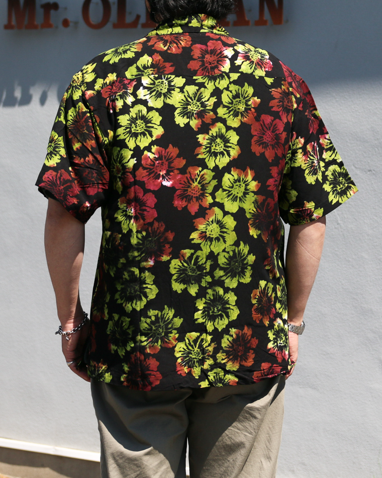 JAWANDI S/S Open Collar shirt Batik Flower