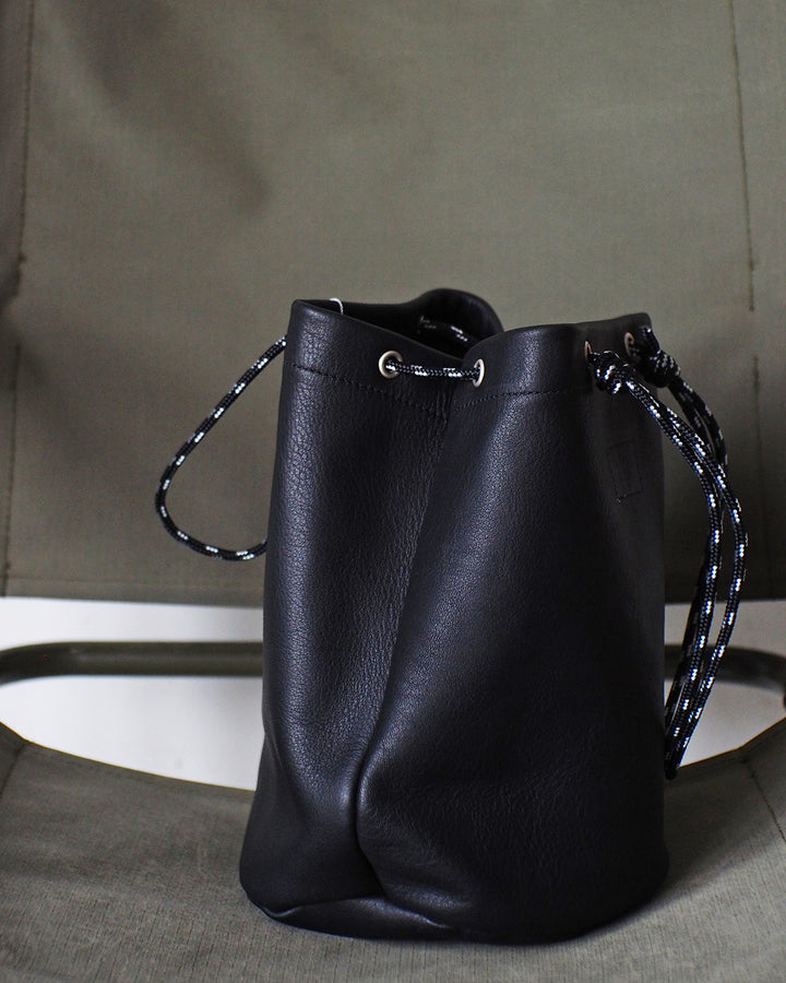 Mr.OLDMAN Leather Drawstring Bag Black
