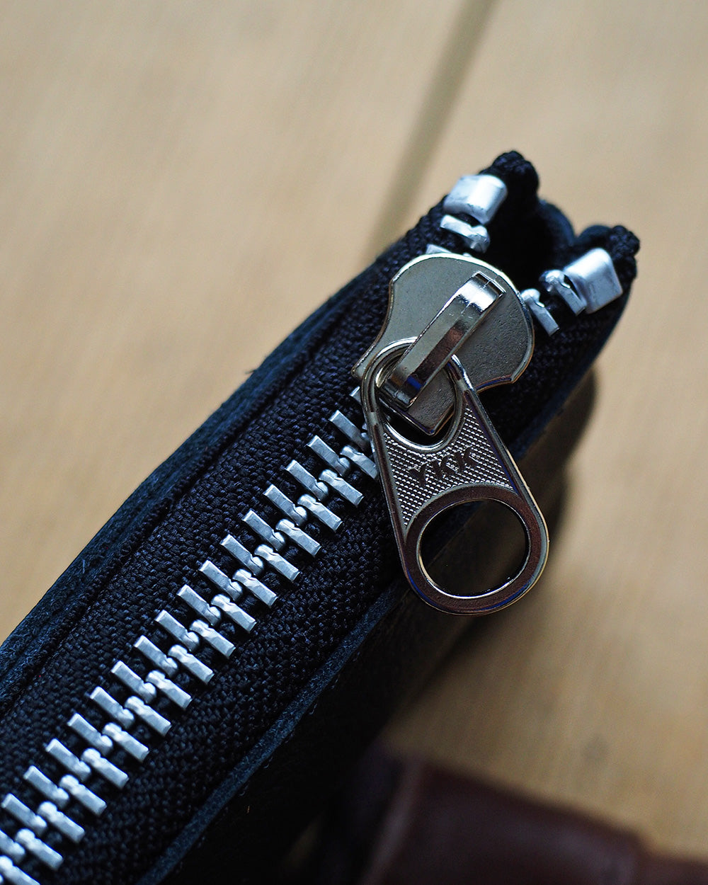 Mr.OLDMAN Leather Zip Pouch