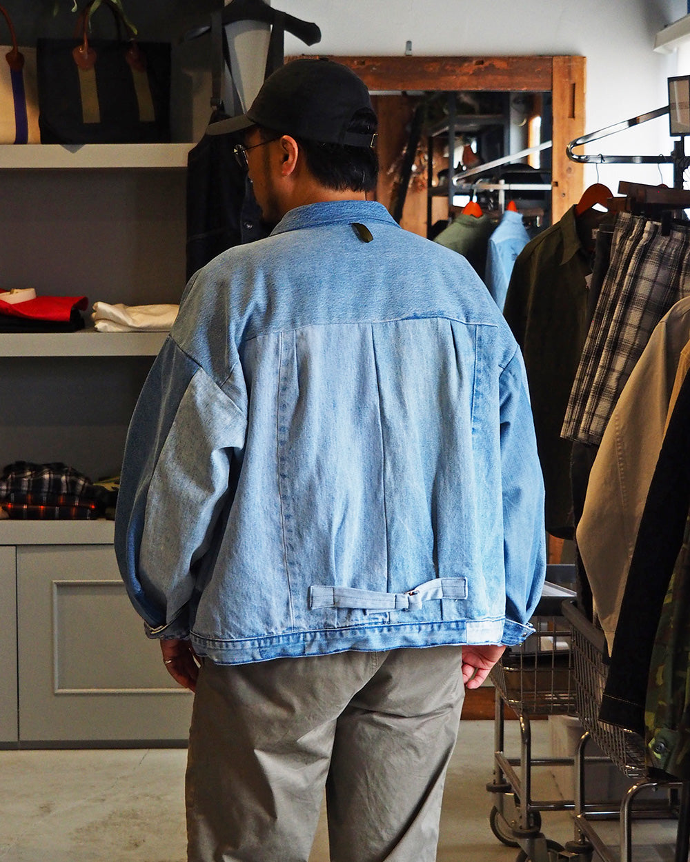 SUNNY SIDE UP REMAKE DENIM 1ST T-BACK WIDE JACKET A