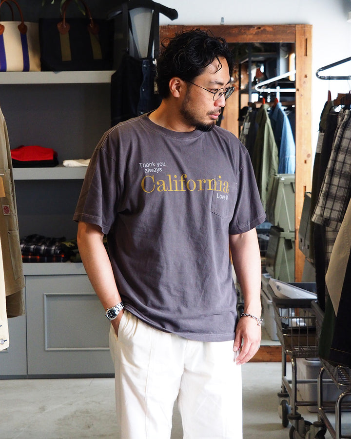 melple Pasadena Pocket Tee (Thank you always California) Brown