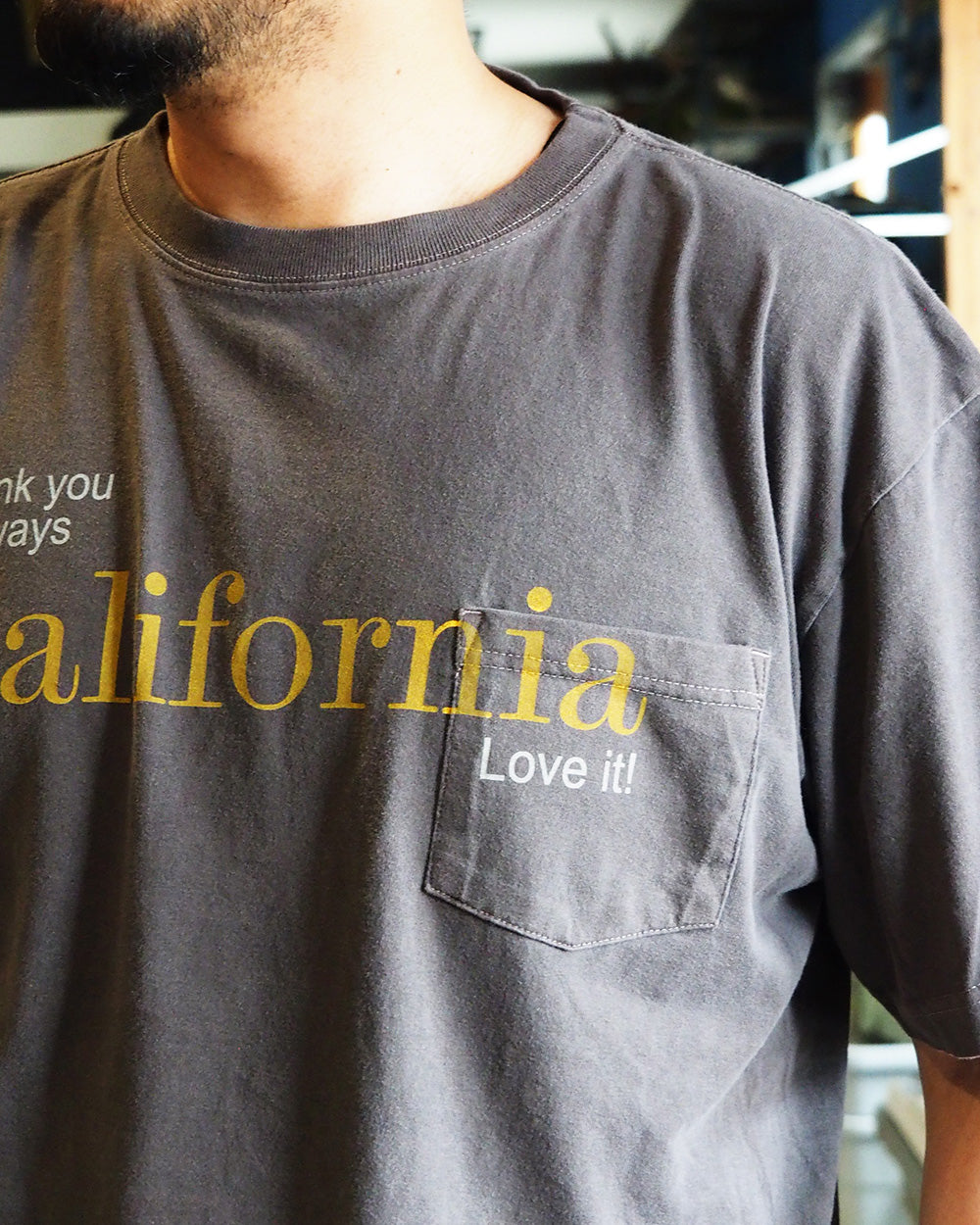 melple Pasadena Pocket Tee (Thank you always California) Brown