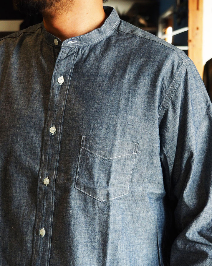 WORKERS ワーカーズ Band Collar Shirt, Indigo Chambray