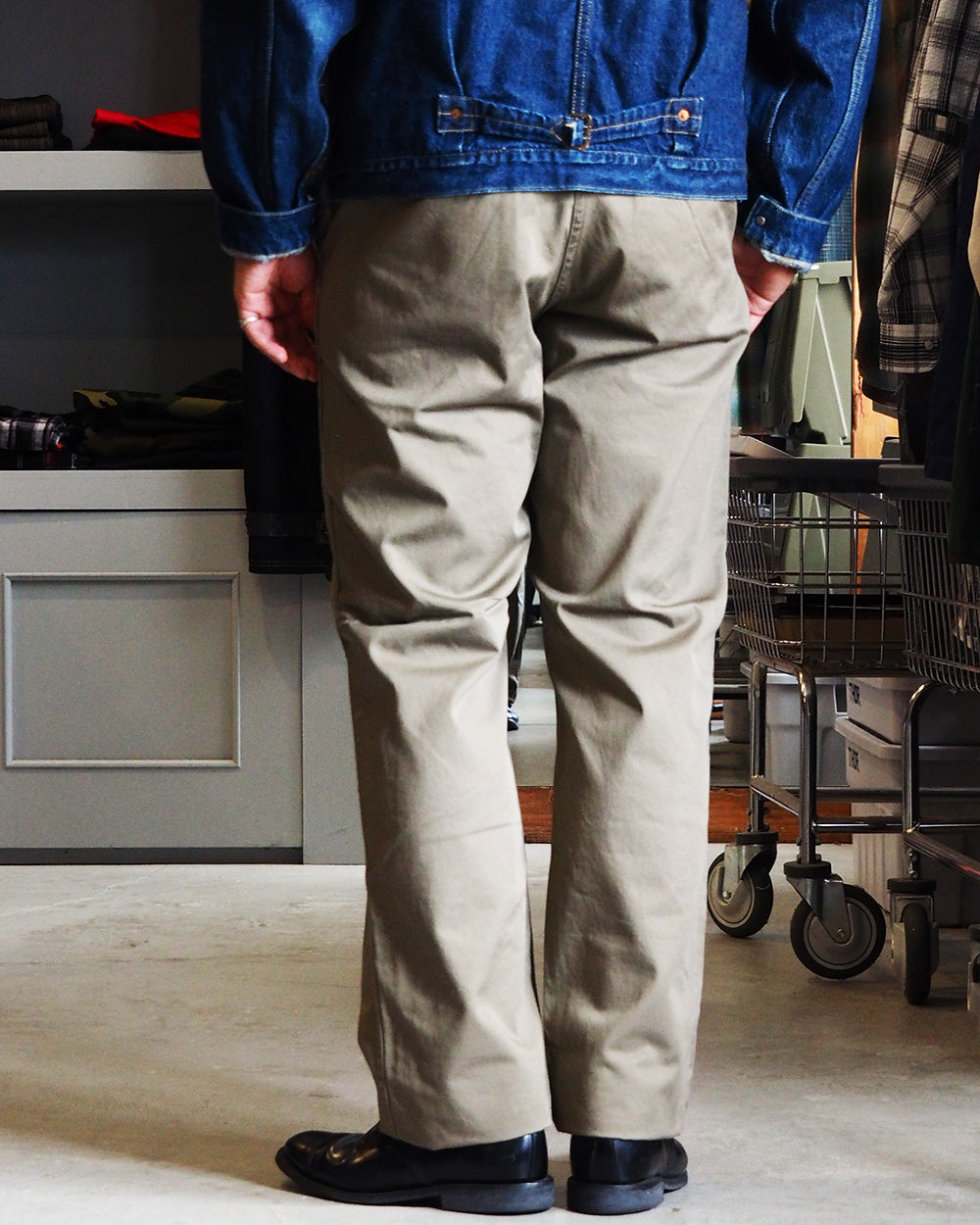 WORKERS ワーカーズ Officer Trousers, Regular Fit, 8 oz Hunter Green Chino
