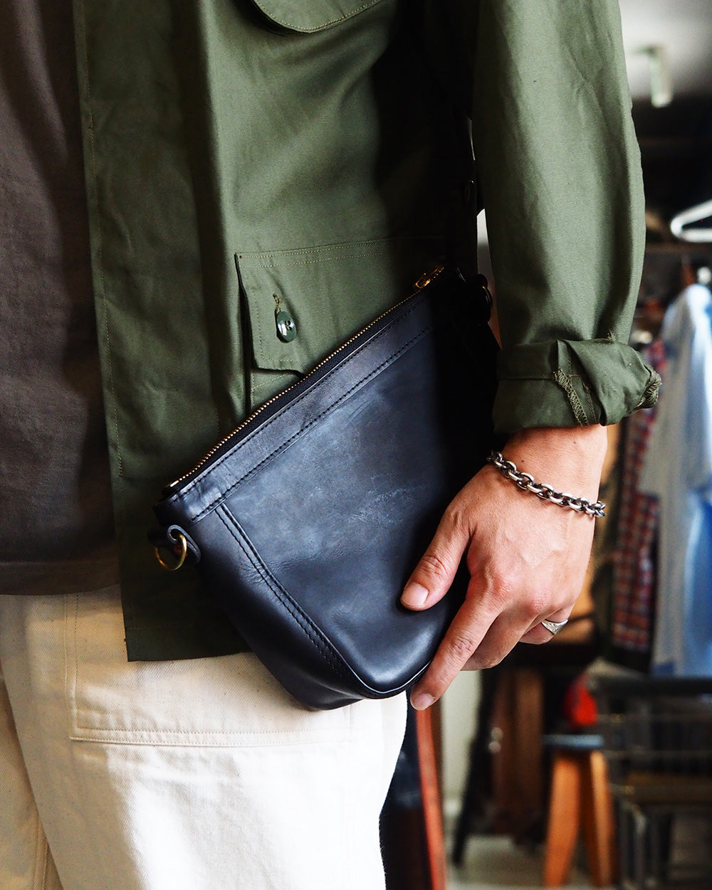 VASCO バスコ VS-313L LEATHER TELEPHONE SHOULDER BAG -SMALL Black