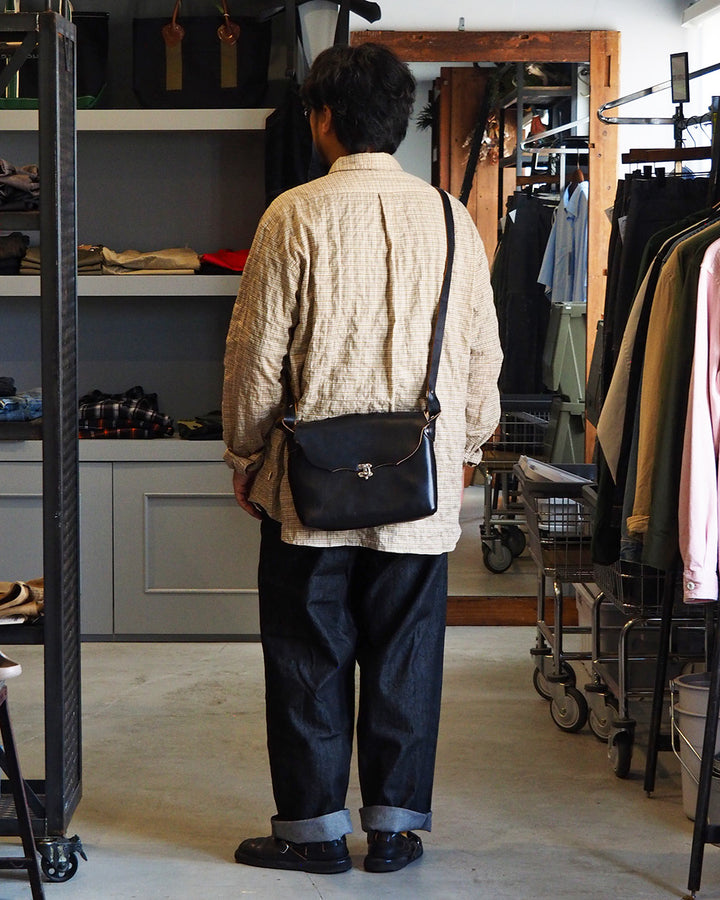 FERNAND LEATHER フェルナンドレザー iPad Latch Pouch Black