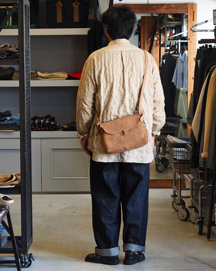 FERNAND LEATHER フェルナンドレザー iPad Latch Pouch Sand Suede