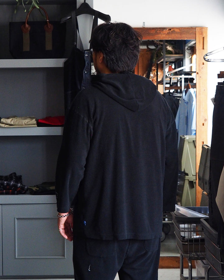 TURN ME ON ターンミーオン Raffi Pile 3/4-Sleeve Skipper Hoodie Black