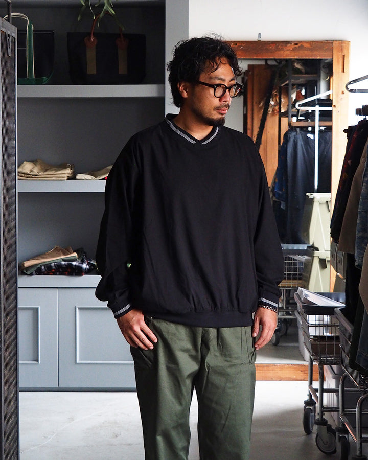 AKWA アクワ Microfiber Windshirt Cross Neck Pullover Black
