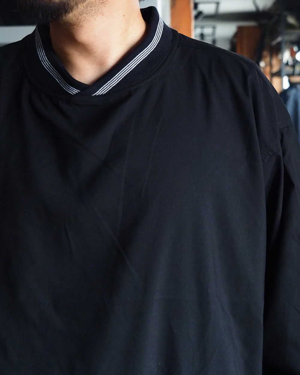 AKWA アクワ Microfiber Windshirt Cross Neck Pullover Black