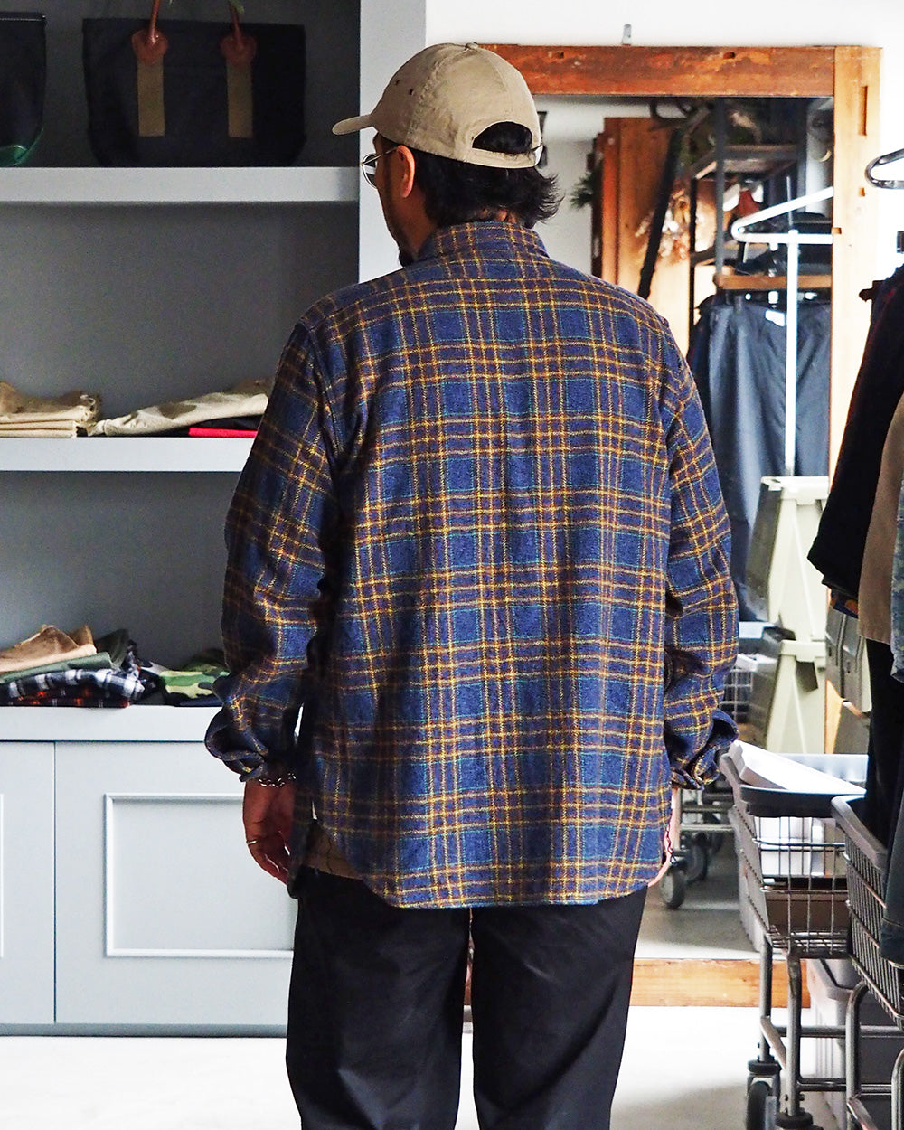 CORONA コロナ CS001 NAVY 1POCKET SHIRT / Navy × Green
