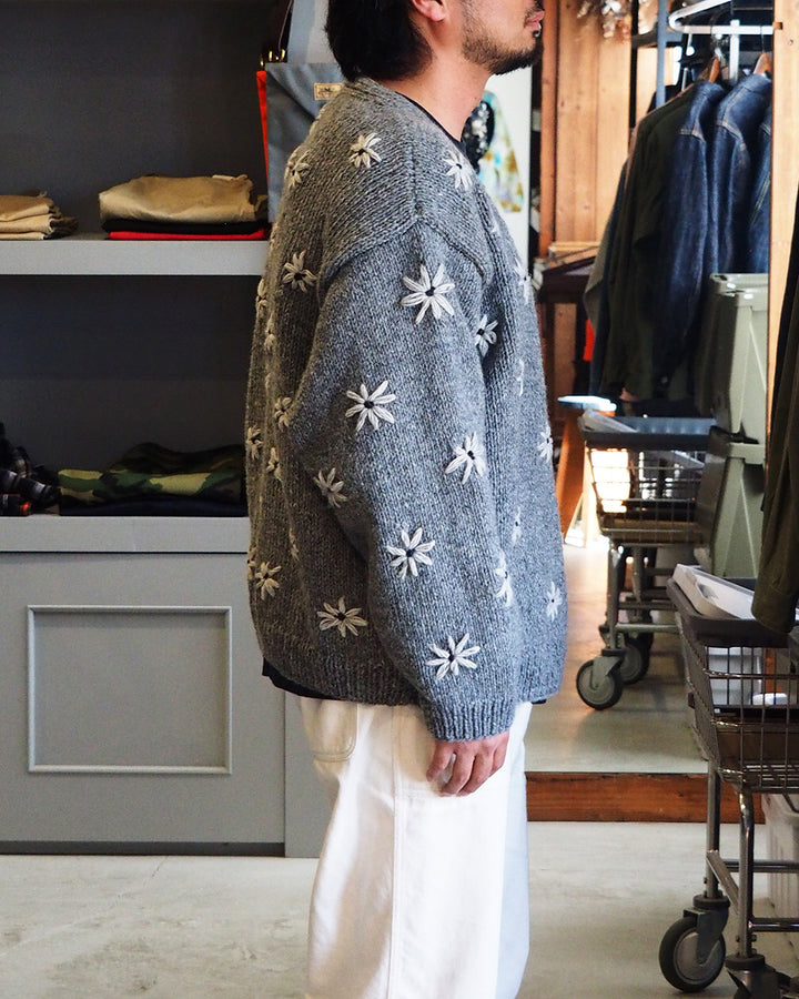 MacMahon Knitting Mills マクマホンニッティングミルズ Button Cardigan-Embroidery