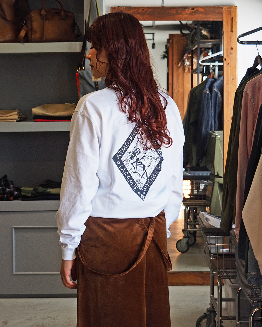 ATMOSPHERE MOUNTAIN WORKS アトモスフィアマウンテンワークス L/S Logo Tee