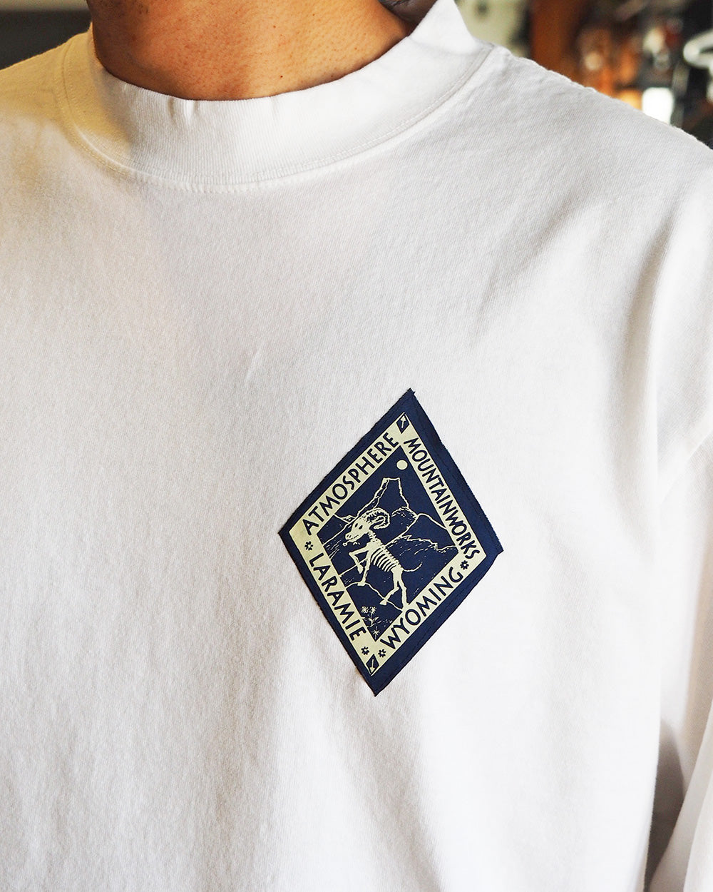 ATMOSPHERE MOUNTAIN WORKS アトモスフィアマウンテンワークス L/S Logo Tee