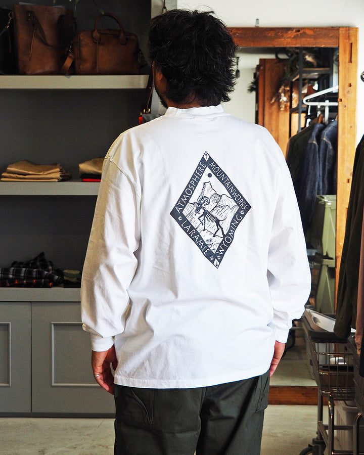 ATMOSPHERE MOUNTAIN WORKS アトモスフィアマウンテンワークス L/S Logo Tee