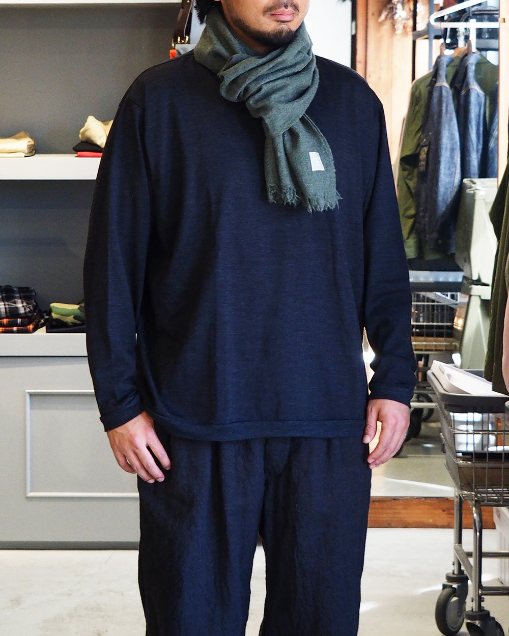 LOCALLY ローカリー 02452 light  short  muffler Moss  green