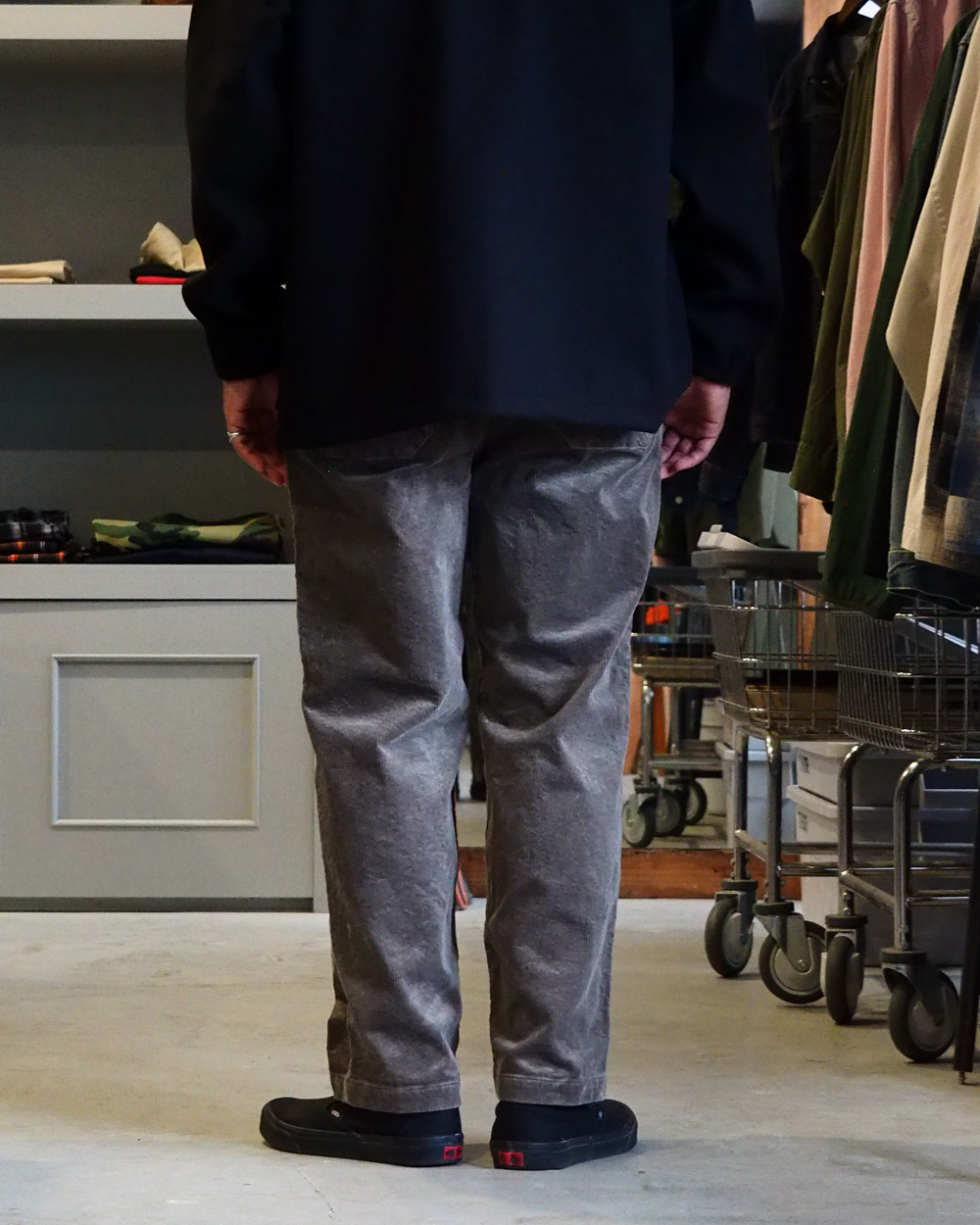 DELICIOUS デリシャス Corduroy Easy Pants - GRY