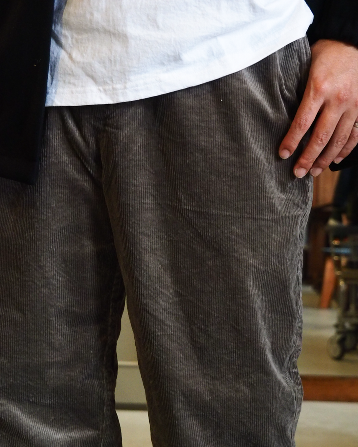DELICIOUS デリシャス Corduroy Easy Pants - GRY