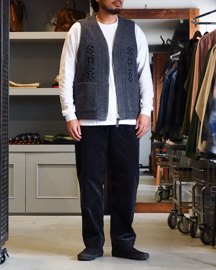 DELICIOUS デリシャス Corduroy Easy Pants - BLK