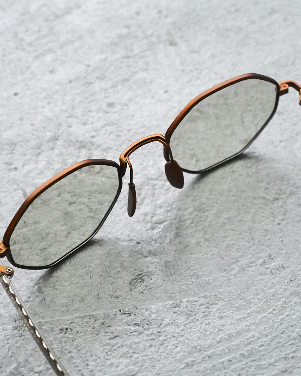 New ニュー INDIANA C-3 antique gold / beige khaki lens